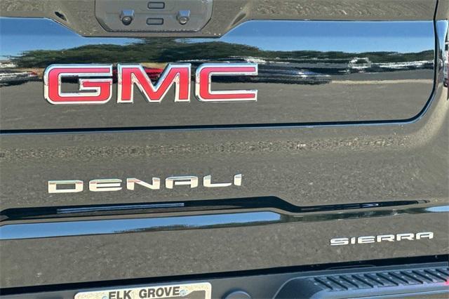 2024 GMC Sierra 1500 Vehicle Photo in ELK GROVE, CA 95757-8703