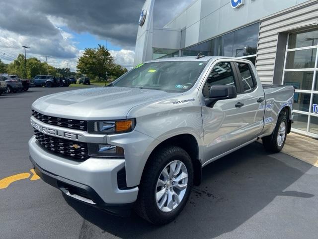 Used 2019 Chevrolet Silverado 1500 Custom with VIN 1GCRYBEH1KZ273165 for sale in Grove City, PA