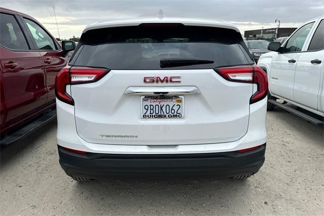 2022 GMC Terrain Vehicle Photo in ELK GROVE, CA 95757-8703