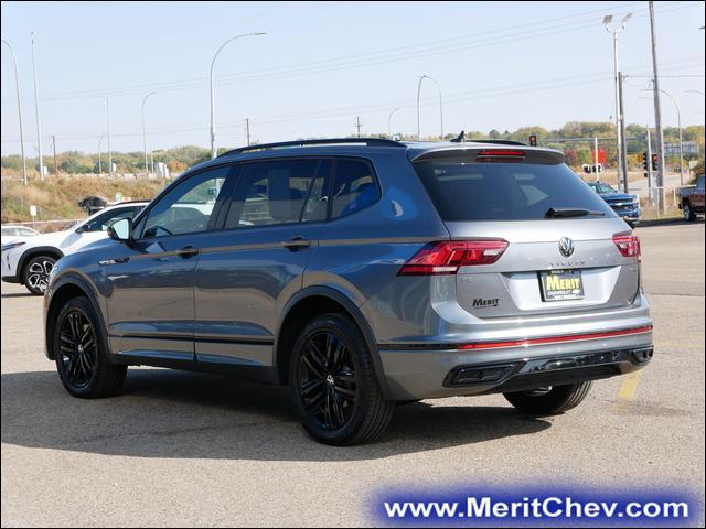 2022 Volkswagen Tiguan Vehicle Photo in MAPLEWOOD, MN 55119-4794