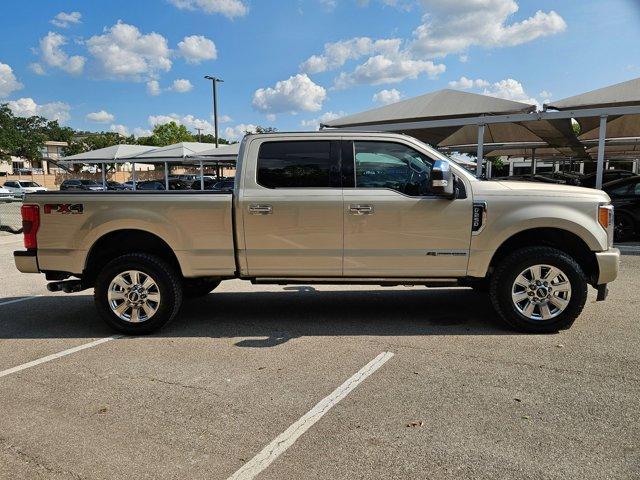 2018 Ford Super Duty F-250 SRW Vehicle Photo in San Antonio, TX 78230