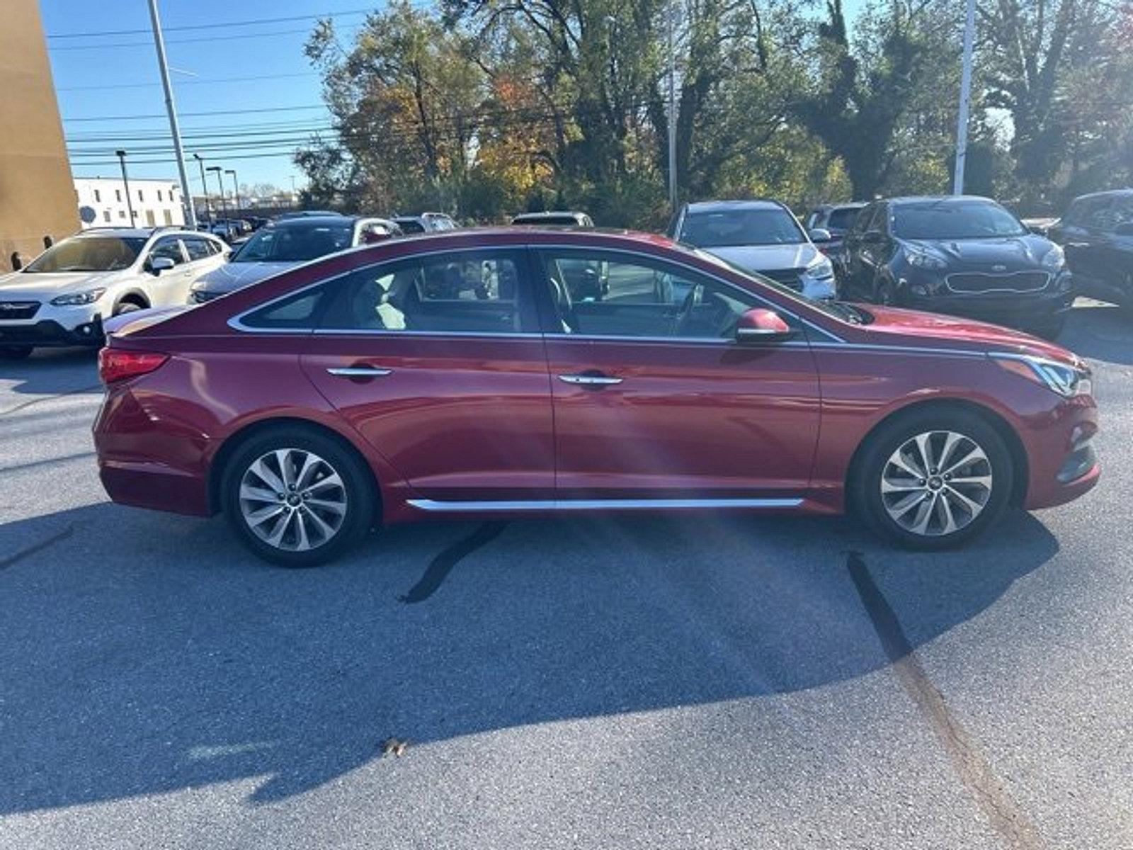 2016 Hyundai SONATA Vehicle Photo in Harrisburg, PA 17111