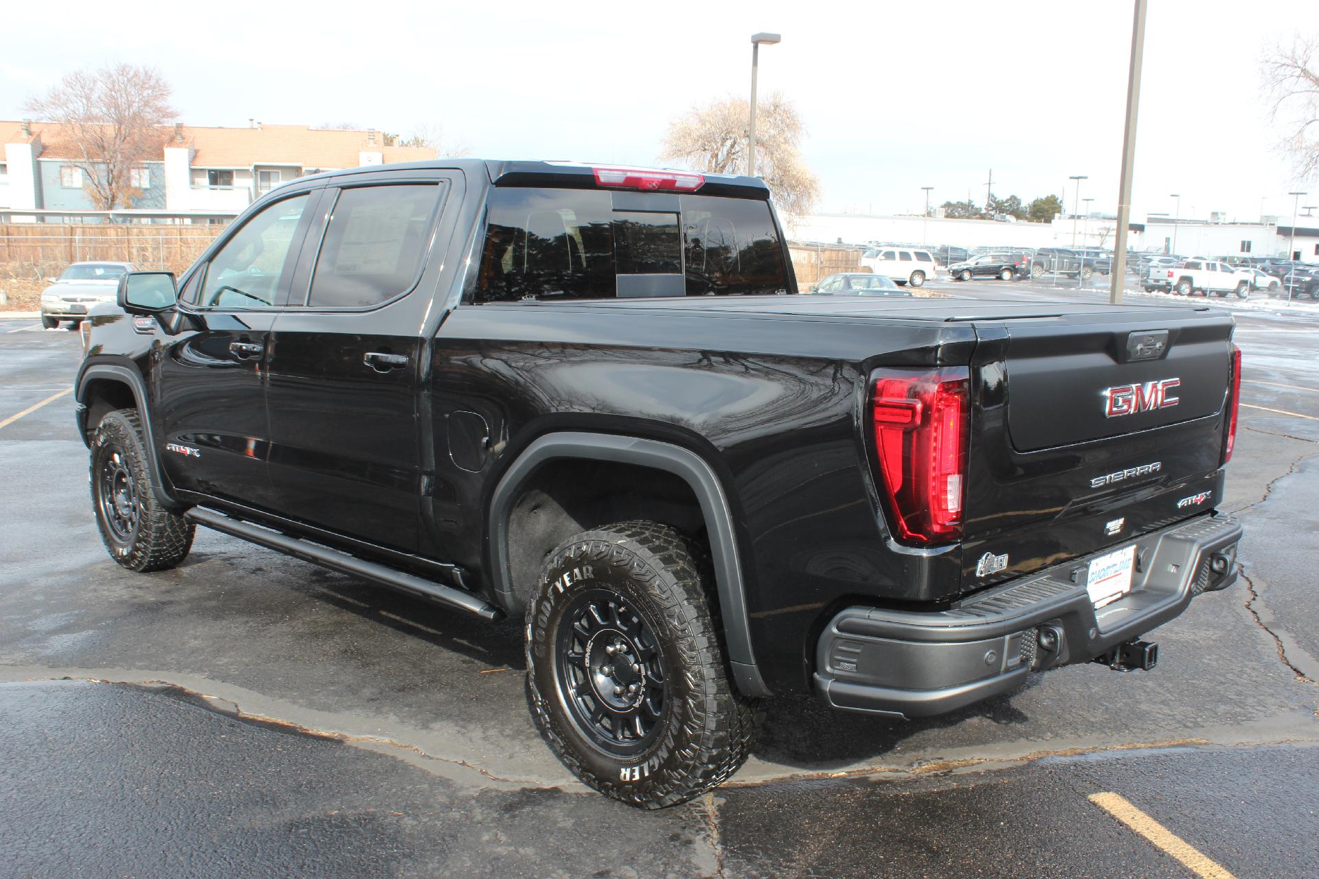 2024 GMC Sierra 1500 Vehicle Photo in AURORA, CO 80012-4011