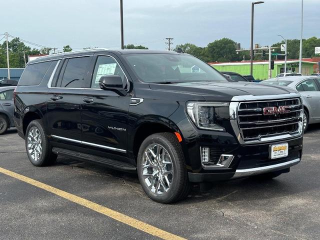 2024 GMC Yukon XL Vehicle Photo in COLUMBIA, MO 65203-3903