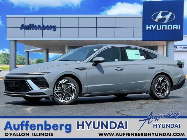 2024 Hyundai SONATA Vehicle Photo in O'Fallon, IL 62269