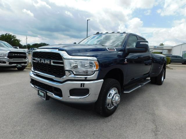 2024 Ram 3500 Vehicle Photo in Gatesville, TX 76528