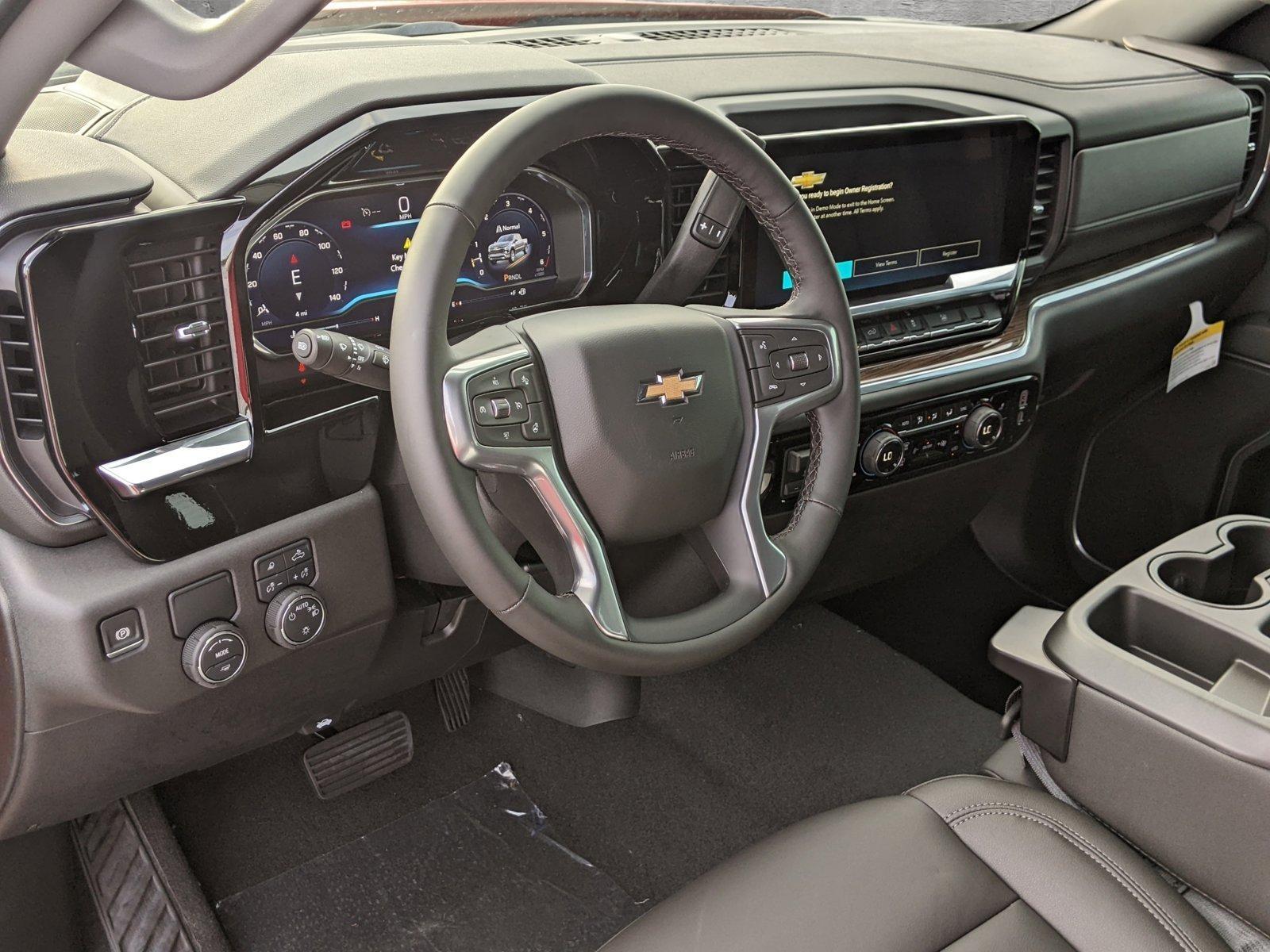 2024 Chevrolet Silverado 1500 Vehicle Photo in PEMBROKE PINES, FL 33024-6534