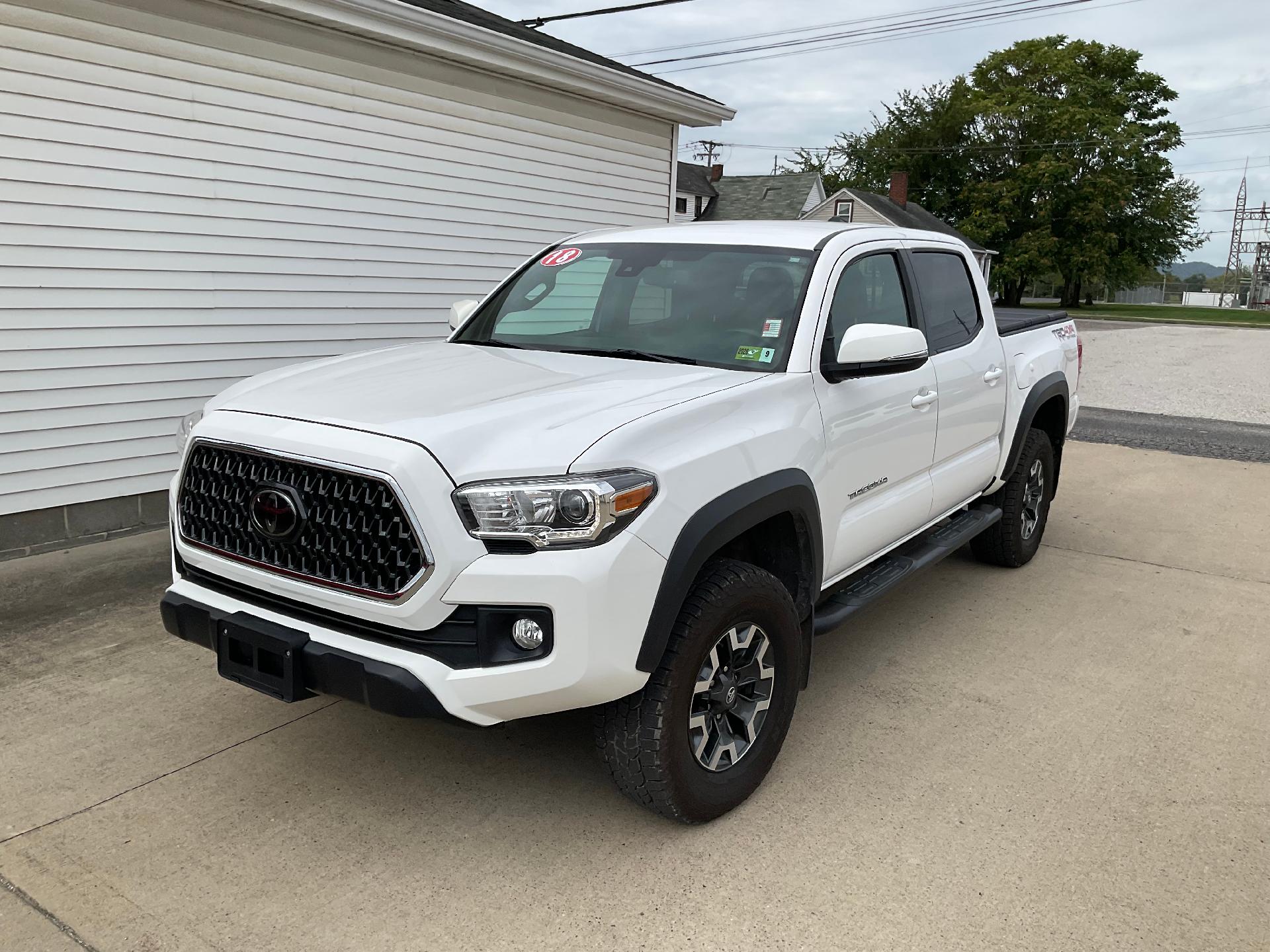 Used 2018 Toyota Tacoma TRD Off Road with VIN 3TMCZ5AN1JM123623 for sale in Moundsville, WV