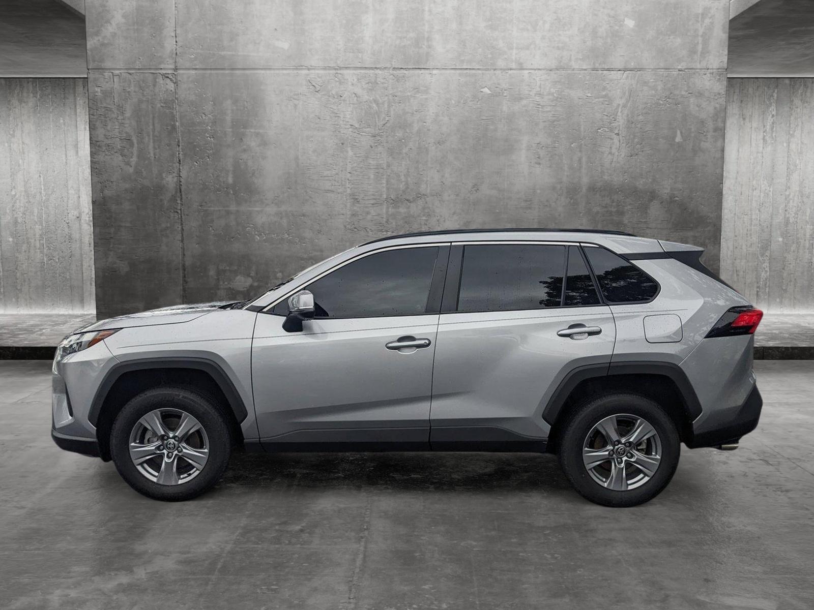 2022 Toyota RAV4 Vehicle Photo in GREENACRES, FL 33463-3207