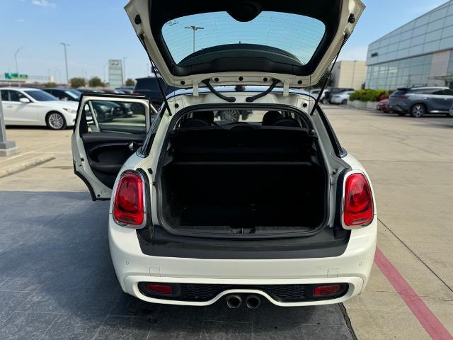 2016 MINI Cooper S Hardtop 4 Door Vehicle Photo in Grapevine, TX 76051