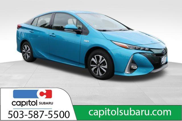 2017 Toyota Prius Prime Vehicle Photo in Salem, OR 97301