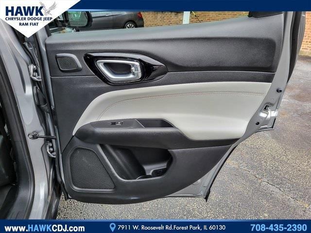 2023 Jeep Compass Vehicle Photo in Saint Charles, IL 60174