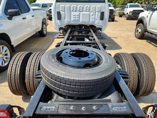 2024 Chevrolet Silverado 4500 HD Vehicle Photo in ENNIS, TX 75119-5114