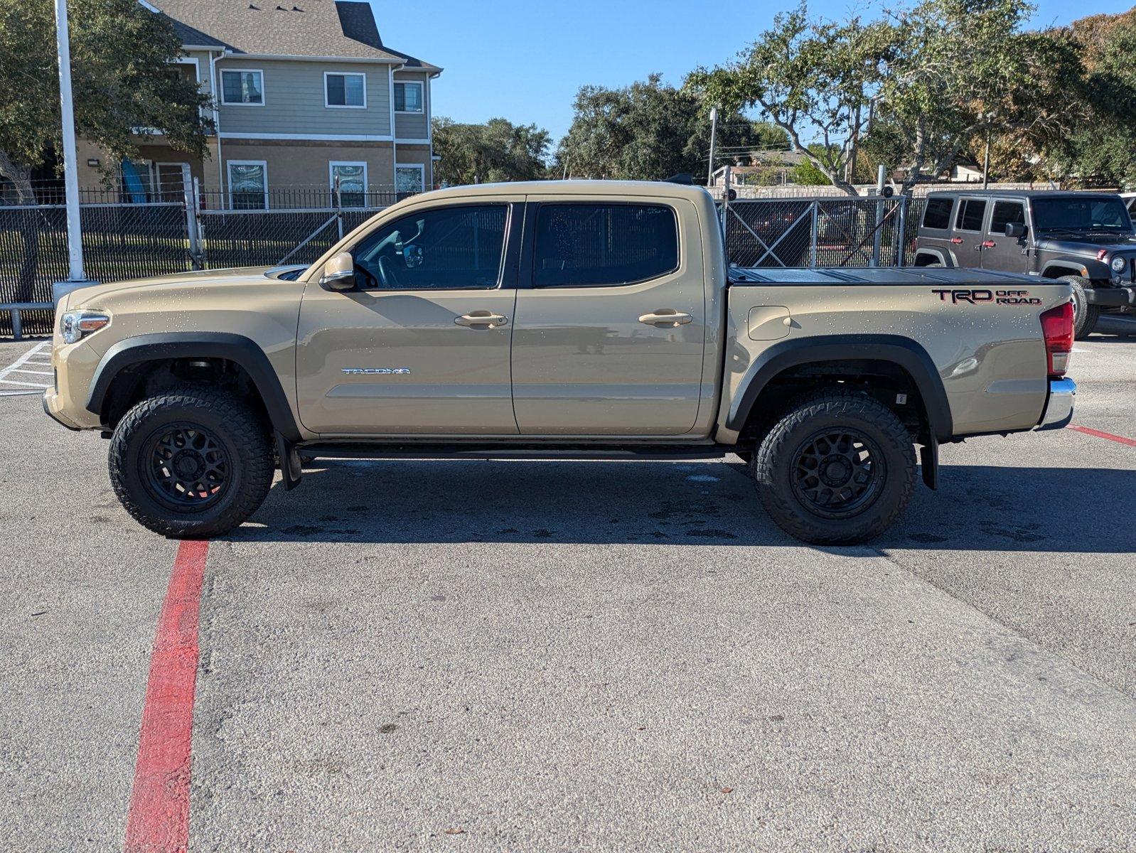 2017 Toyota Tacoma Vehicle Photo in Corpus Christi, TX 78415