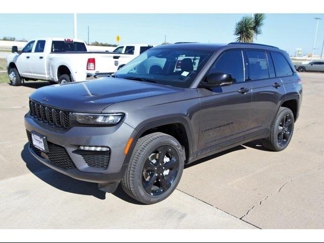 2024 Jeep Grand Cherokee Vehicle Photo in ROSENBERG, TX 77471