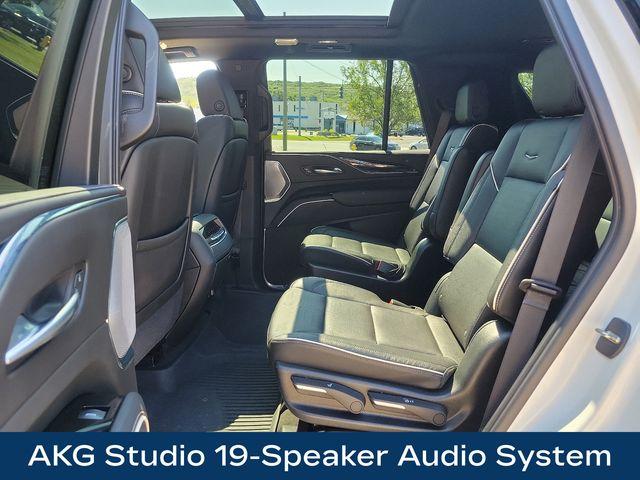 2021 Cadillac Escalade Vehicle Photo in WATERTOWN, CT 06795-3318