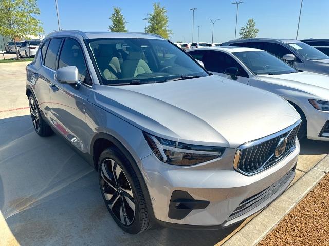 2024 Volvo XC40 Vehicle Photo in Grapevine, TX 76051