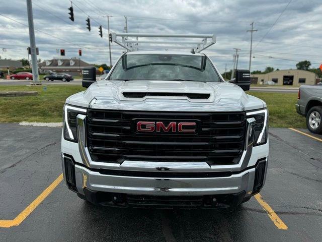 2024 GMC Sierra 2500 HD Vehicle Photo in MEDINA, OH 44256-9631