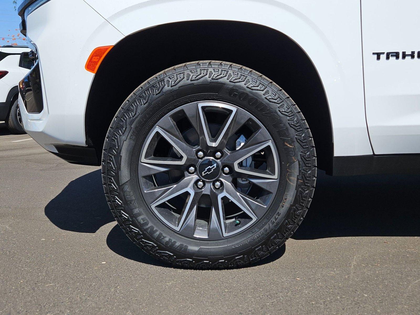 2024 Chevrolet Tahoe Vehicle Photo in PEORIA, AZ 85382-3715