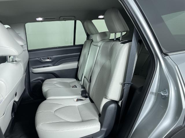 2024 Toyota Grand Highlander Vehicle Photo in GILBERT, AZ 85297-0402