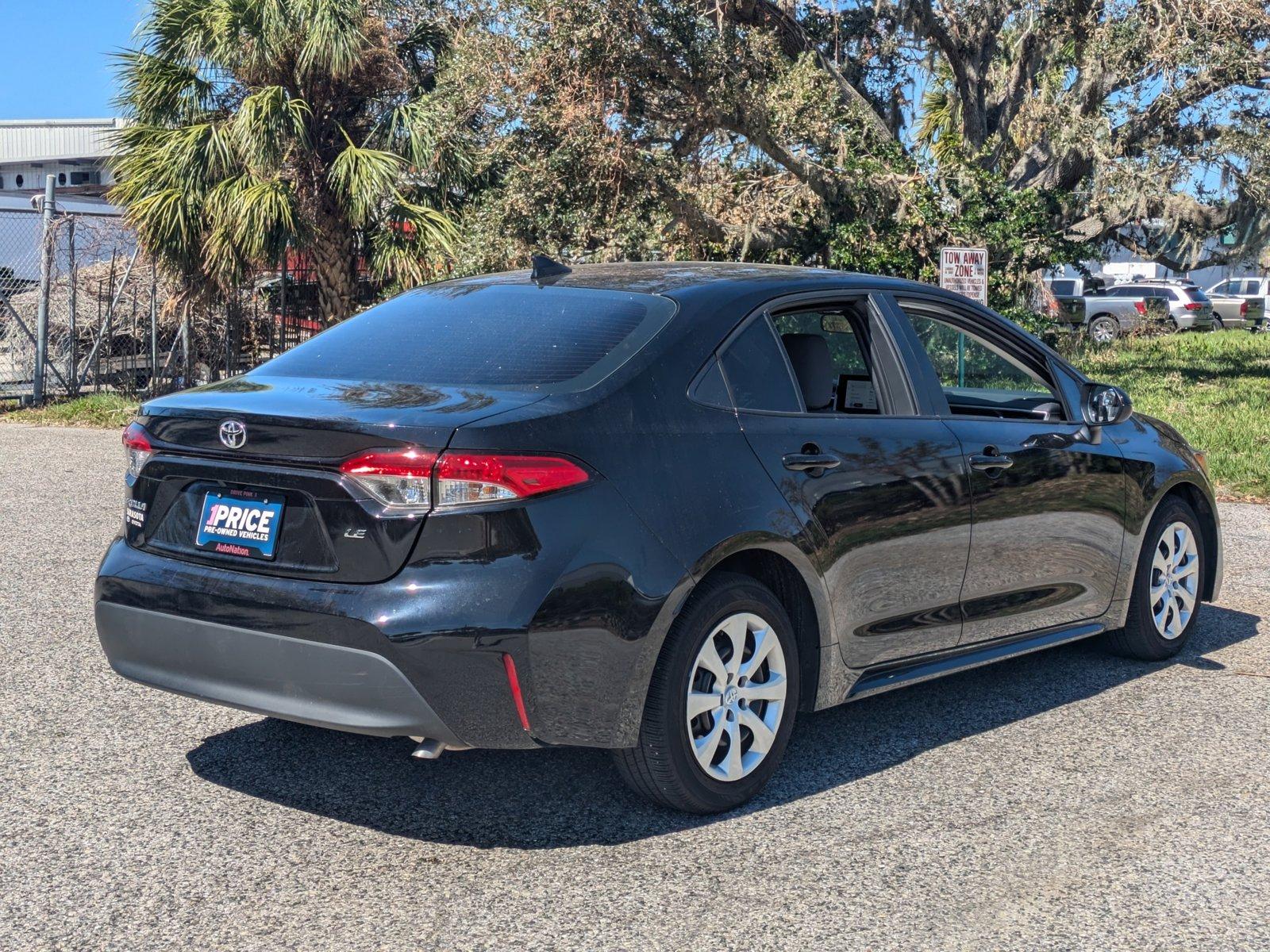 2024 Toyota Corolla Vehicle Photo in Sarasota, FL 34231