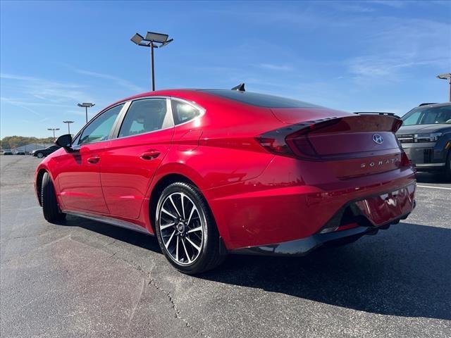 2021 Hyundai SONATA Vehicle Photo in O'Fallon, IL 62269