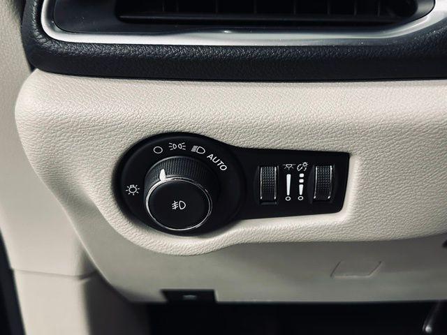 2020 Chrysler Pacifica Vehicle Photo in MEDINA, OH 44256-9631