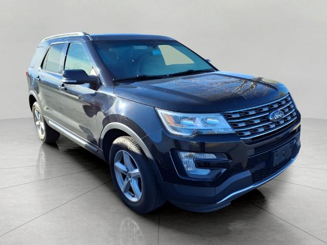 2017 Ford Explorer Vehicle Photo in Oshkosh, WI 54904