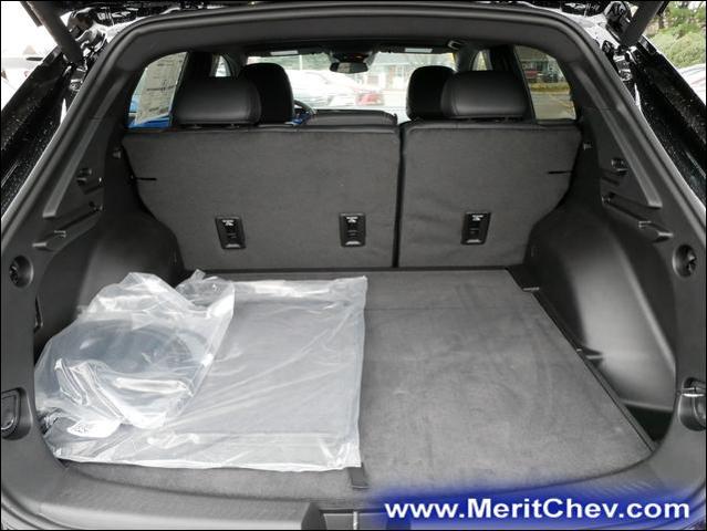 2025 Chevrolet Equinox EV Vehicle Photo in MAPLEWOOD, MN 55119-4794