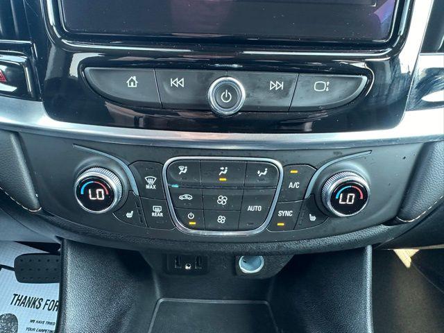 2021 Chevrolet Traverse Vehicle Photo in TUPELO, MS 38801-6508