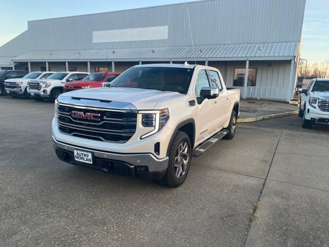 Used 2023 GMC Sierra 1500 SLT with VIN 1GTUUDED3PZ143913 for sale in Sikeston, MO