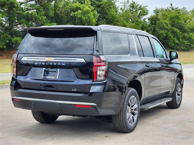 2024 Chevrolet Suburban Vehicle Photo in GAINESVILLE, TX 76240-2013