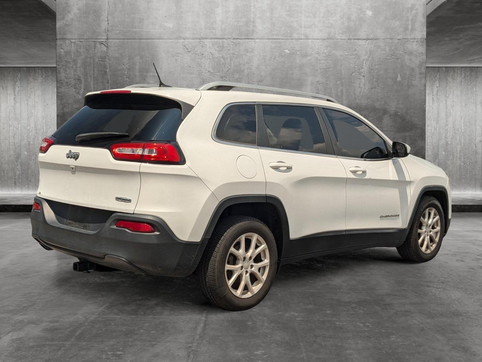 2015 Jeep Cherokee Vehicle Photo in St. Petersburg, FL 33713