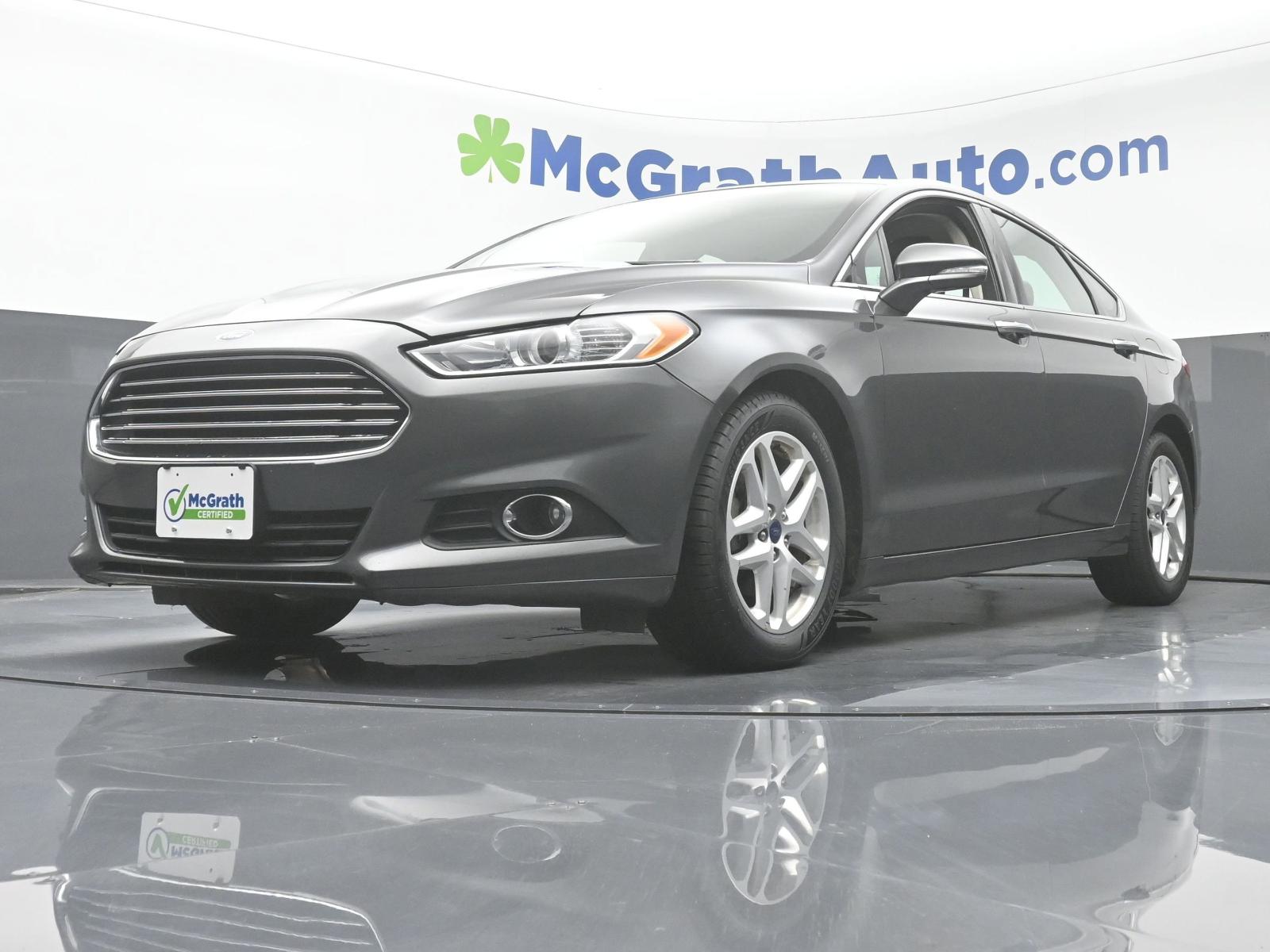 2015 Ford Fusion Vehicle Photo in Marion, IA 52302