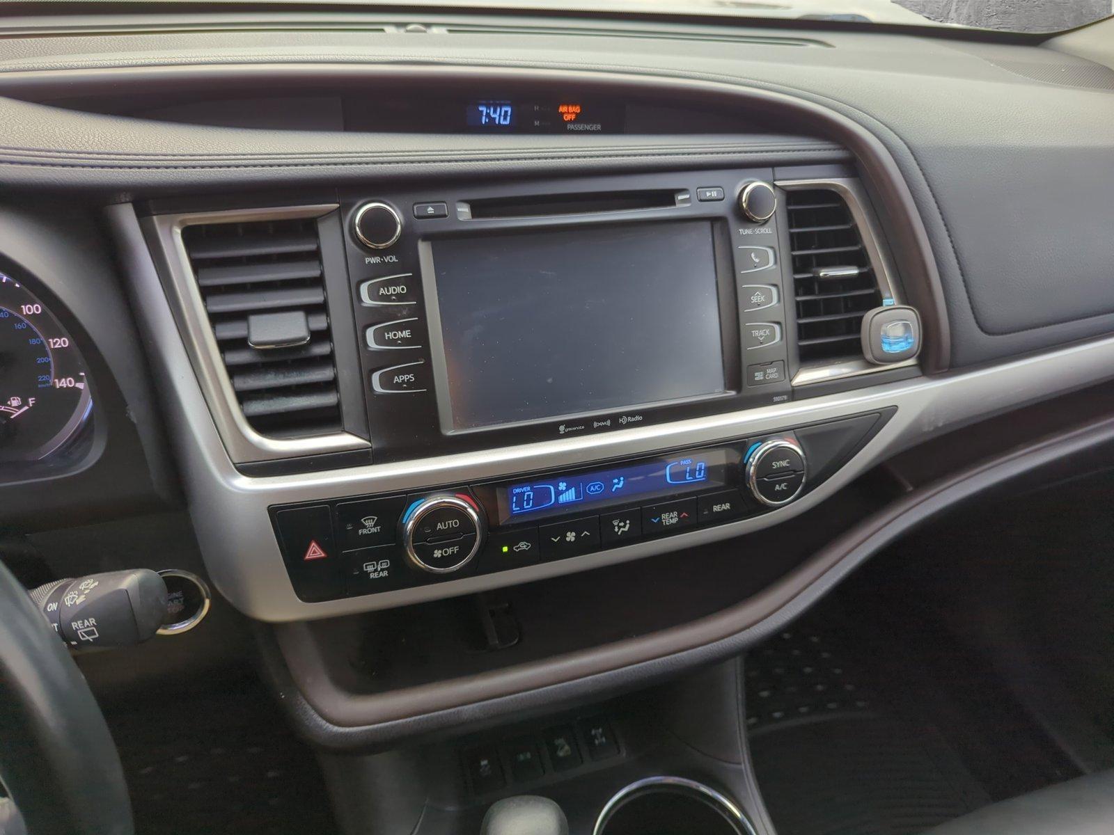 2018 Toyota Highlander Vehicle Photo in Ft. Myers, FL 33907