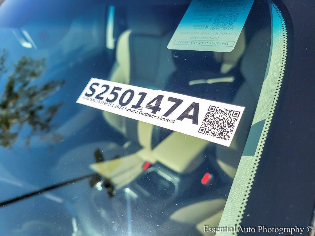 2022 Subaru Outback Vehicle Photo in Saint Charles, IL 60174