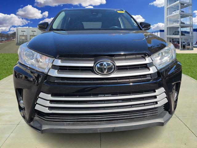 Used 2019 Toyota Highlander XLE with VIN 5TDKZRFH7KS349611 for sale in Atlanta, GA