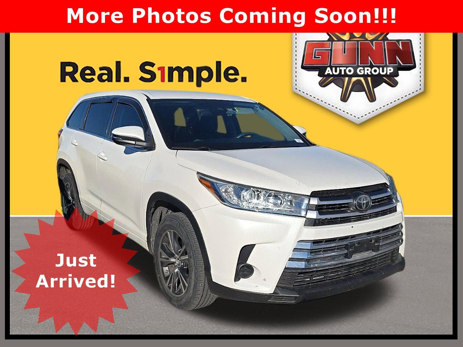 2017 Toyota Highlander Vehicle Photo in Seguin, TX 78155