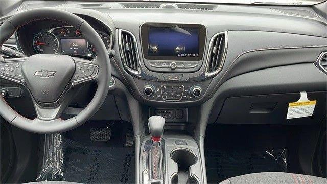 2024 Chevrolet Equinox Vehicle Photo in RIVERSIDE, CA 92504-4106