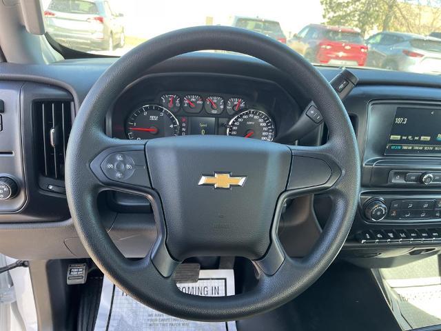 2023 Chevrolet Silverado 5500 HD Vehicle Photo in GREEN BAY, WI 54302-3701