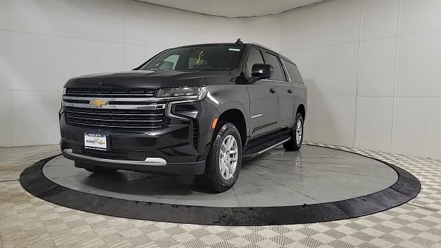 2024 Chevrolet Suburban Vehicle Photo in JOLIET, IL 60435-8135