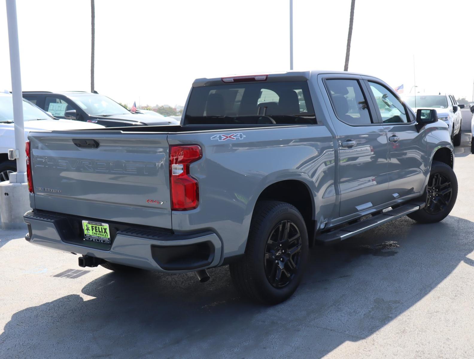 2024 Chevrolet Silverado 1500 Vehicle Photo in LOS ANGELES, CA 90007-3794