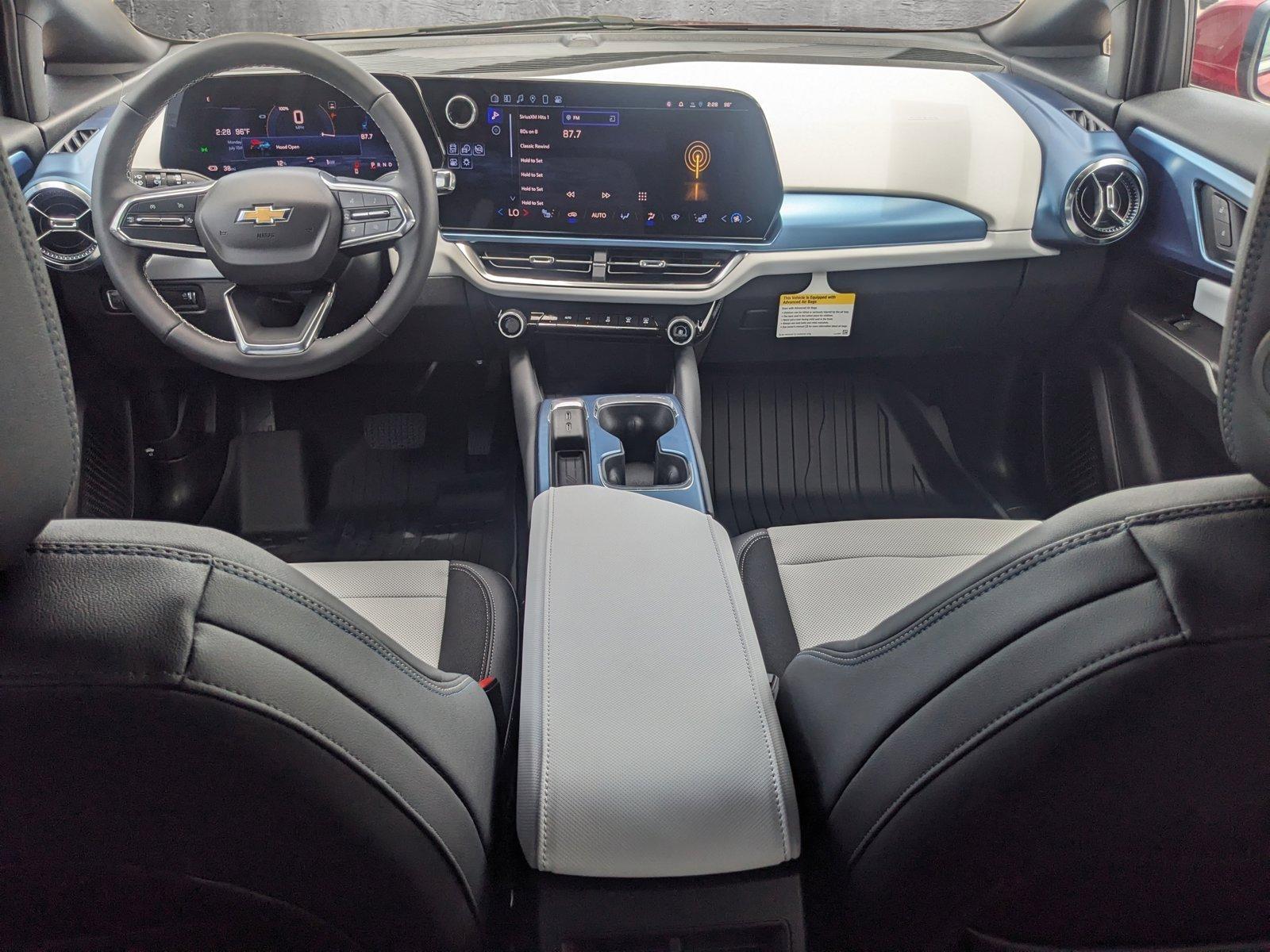 2024 Chevrolet Equinox EV Vehicle Photo in HOUSTON, TX 77034-5009