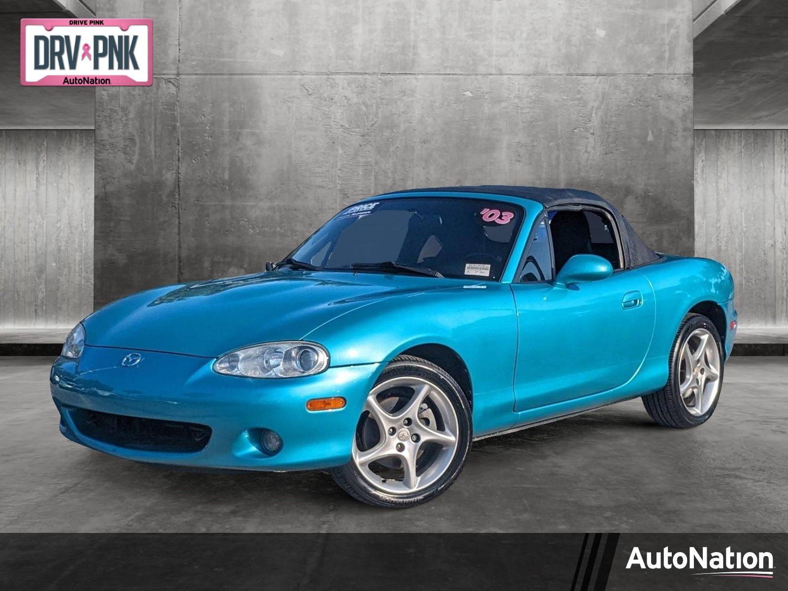 2003 Mazda MX-5 Miata Vehicle Photo in Tampa, FL 33614