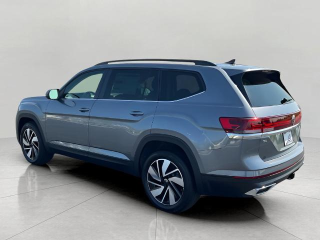 2024 Volkswagen Atlas Vehicle Photo in Oshkosh, WI 54904