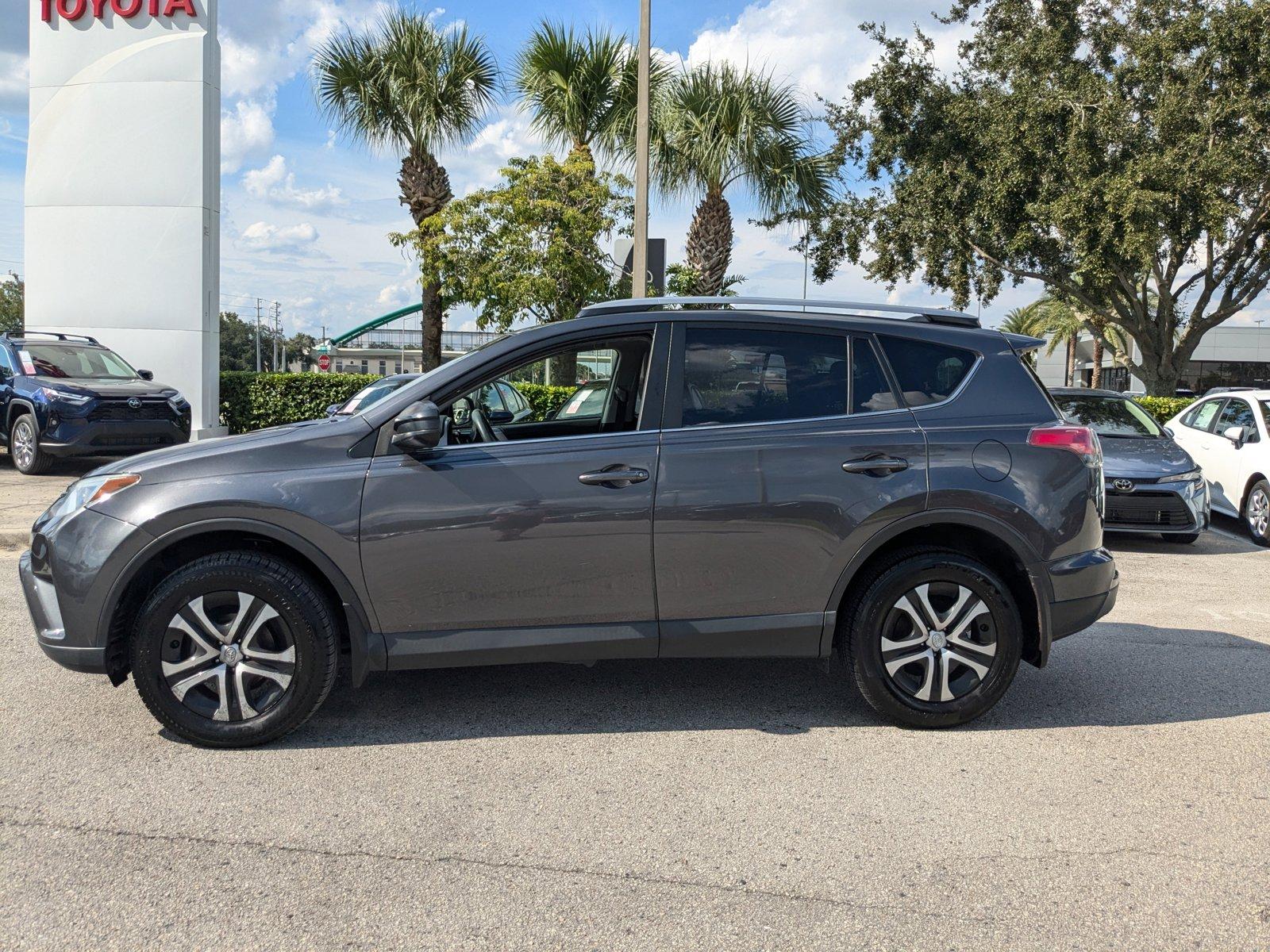 2018 Toyota RAV4 Vehicle Photo in Winter Park, FL 32792