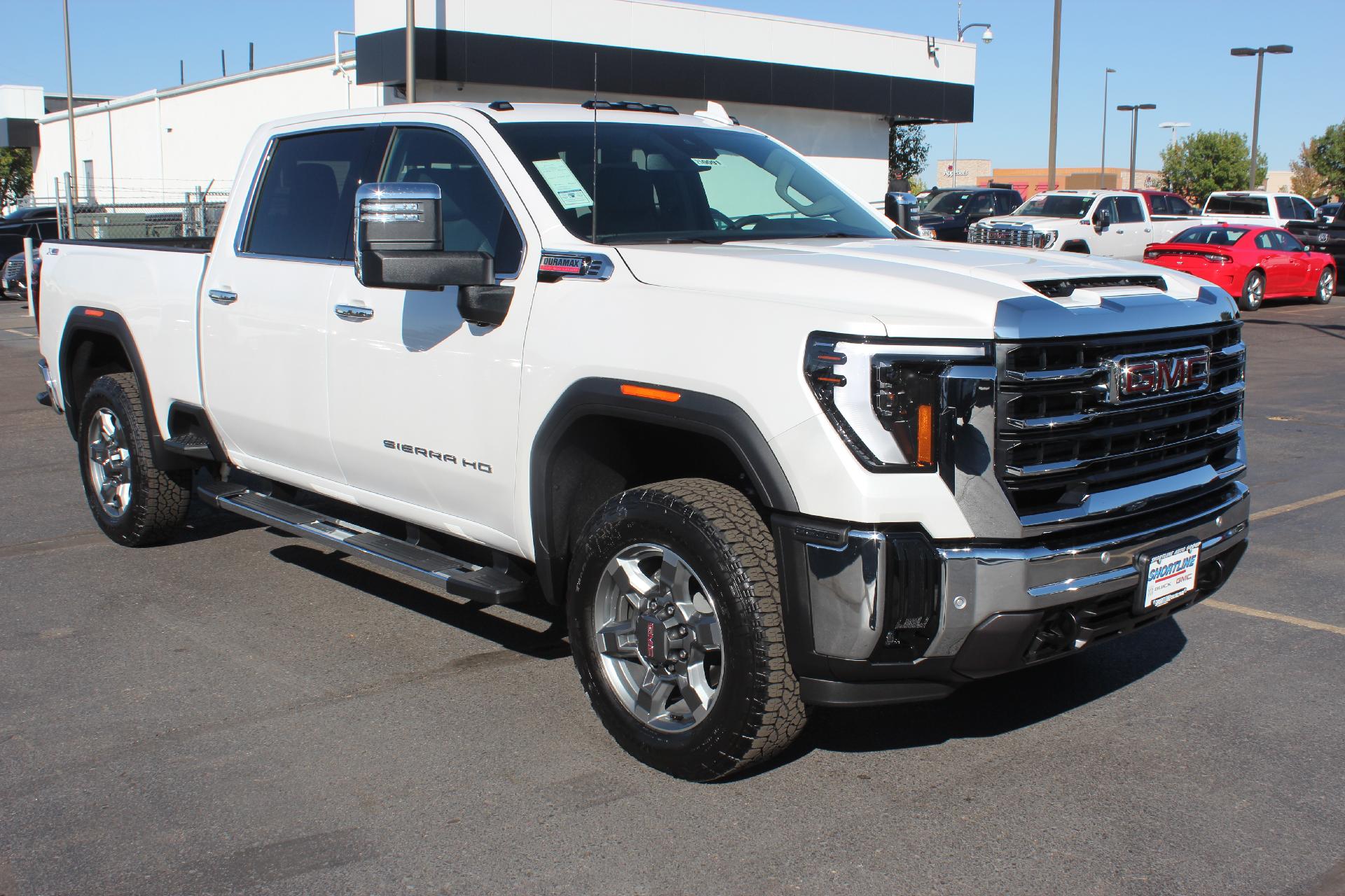 2025 GMC Sierra 2500 HD Vehicle Photo in AURORA, CO 80012-4011