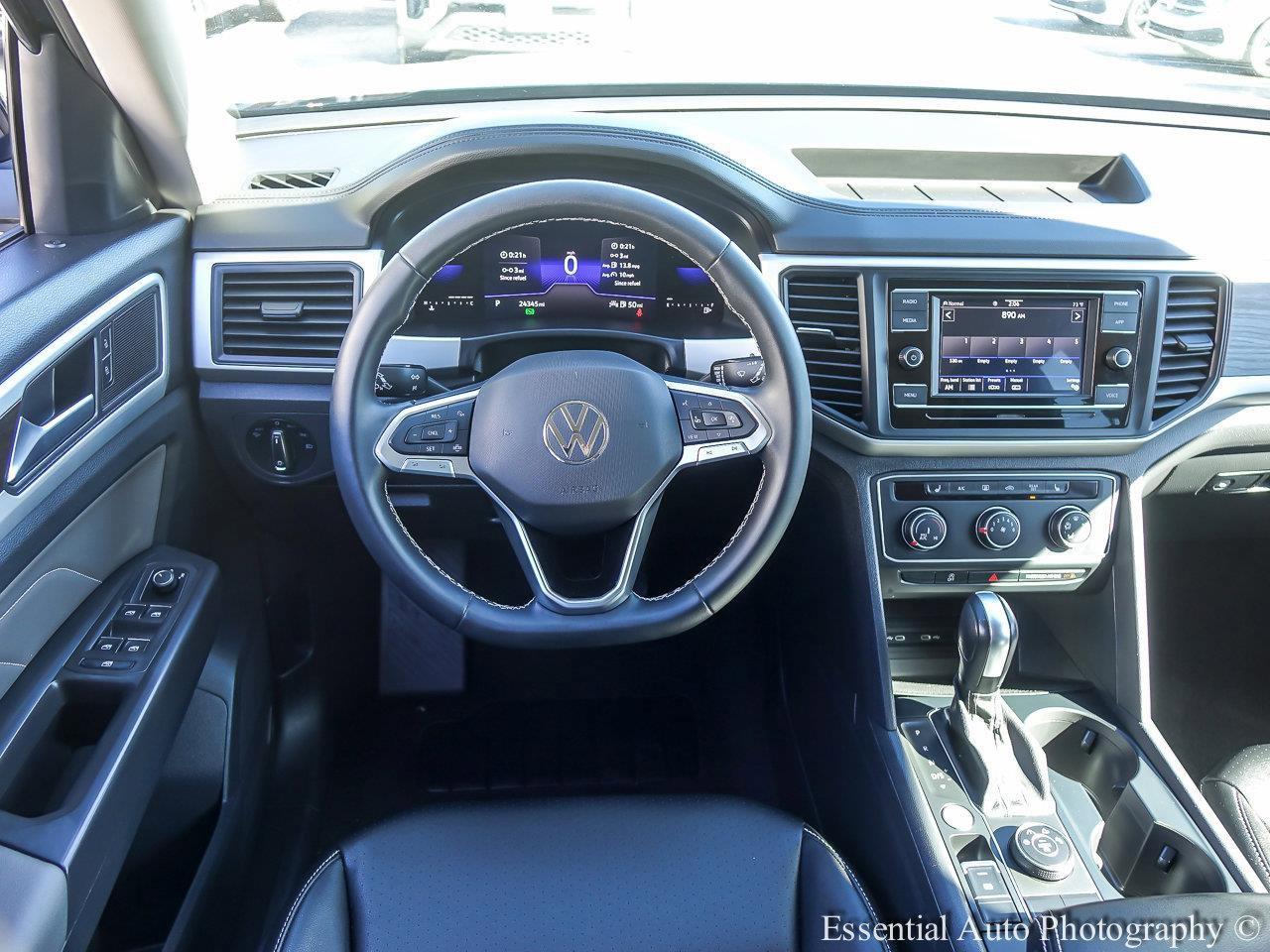 2023 Volkswagen Atlas Vehicle Photo in Saint Charles, IL 60174