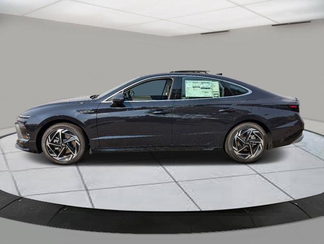 2024 Hyundai SONATA Vehicle Photo in Greeley, CO 80634