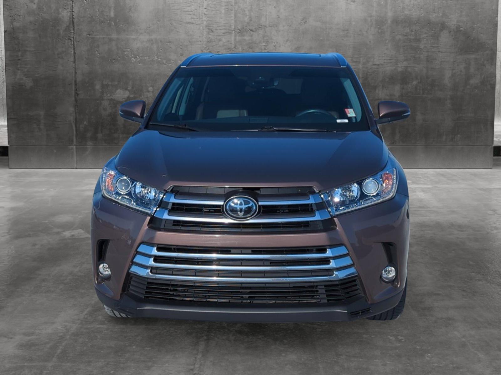 2019 Toyota Highlander Vehicle Photo in Ft. Myers, FL 33907